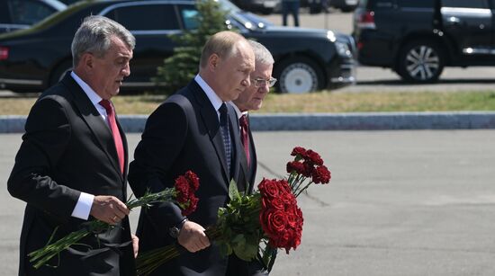 Рабочая поездка президента Владимира Путина в республику Северная Осетия - Алания