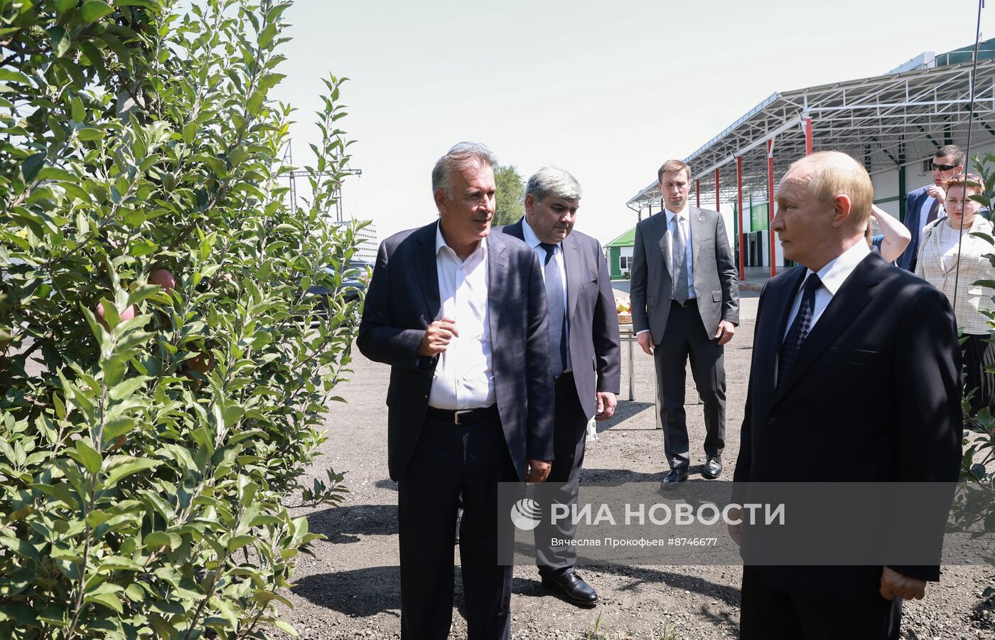 Рабочая поездка президента Владимира Путина в Кабардино-Балкарию