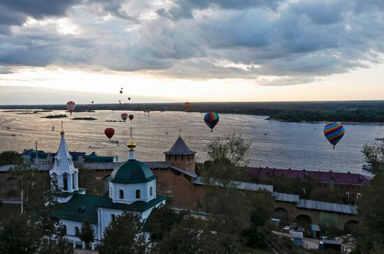 Фестиваль аэростатов "Приволжская фиеста" в Нижнем Новгороде