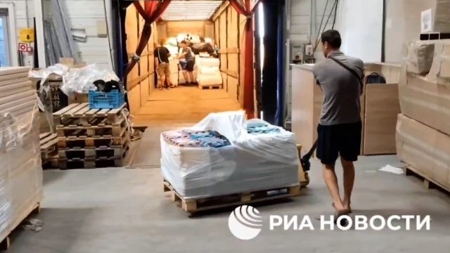 Гуманитарная помощь от жителей Мариуполя для Курской и Белгородской областей