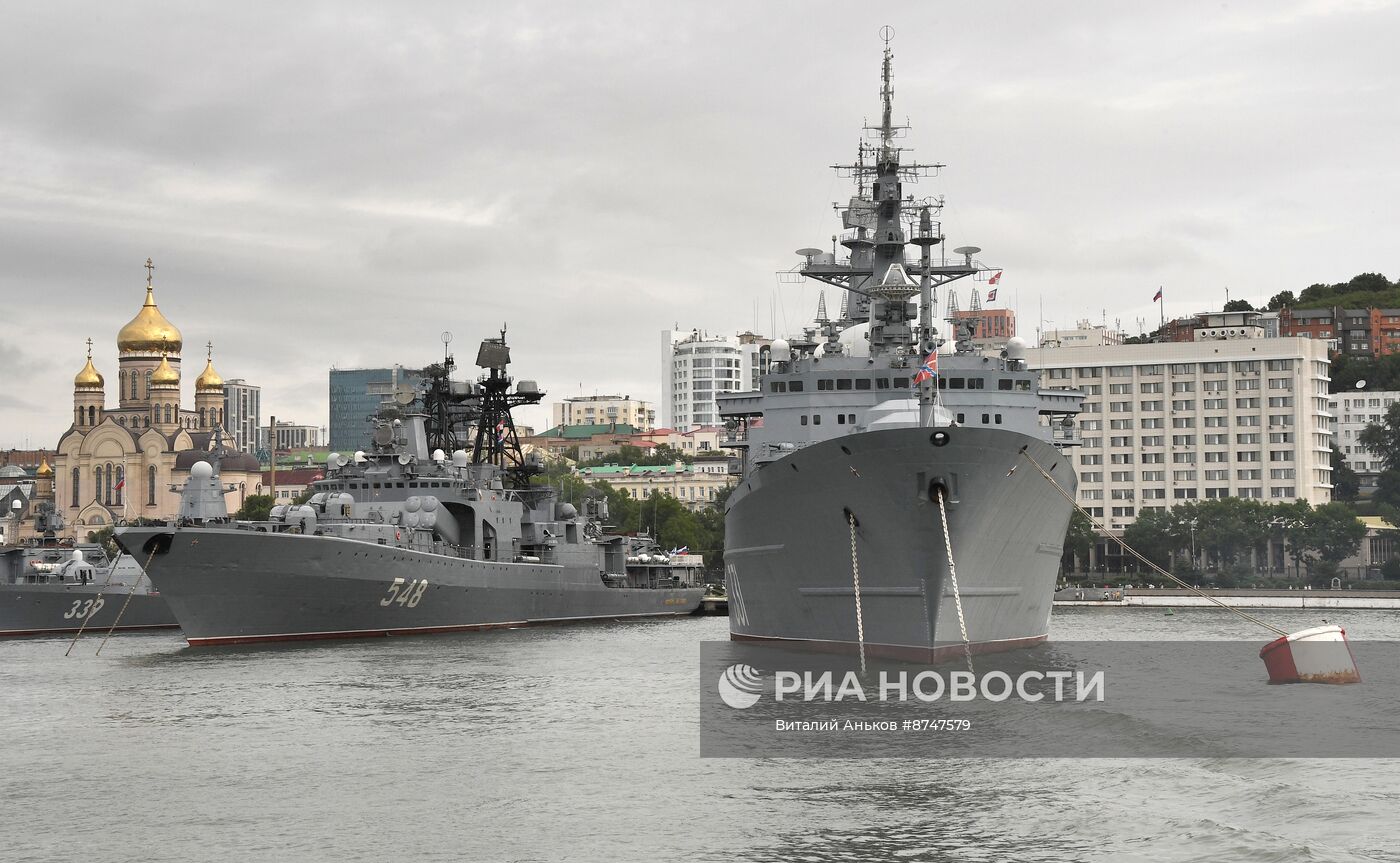 Города России. Владивосток