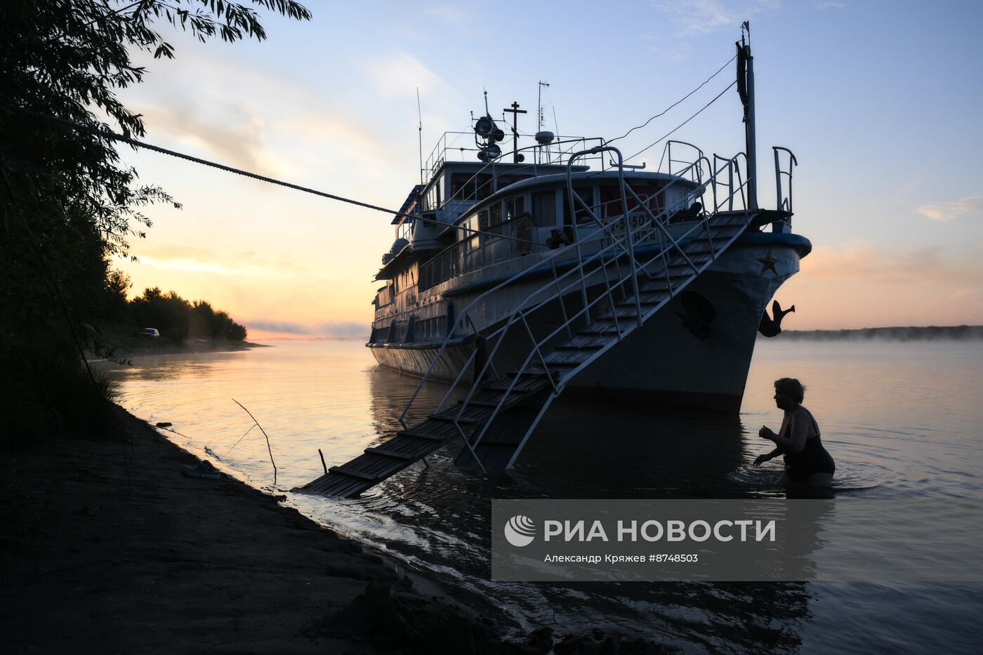 Акция "Корабль-церковь "Святой апостол Андрей Первозванный" в Новосибирской области