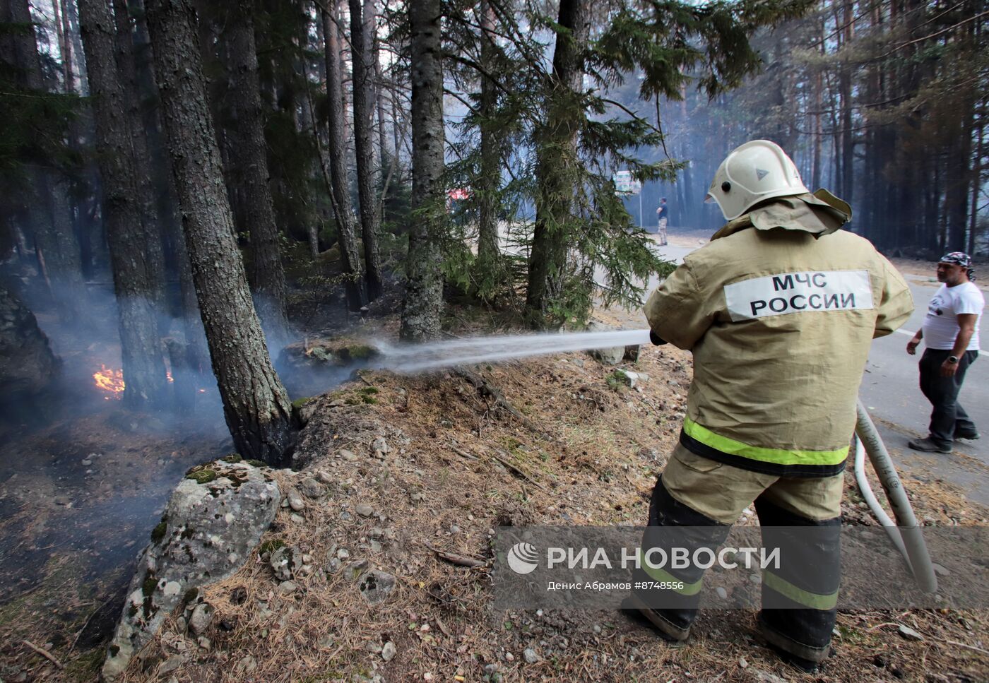 Пожар в Гоначхирском ущелье в Карачаево-Черкесии