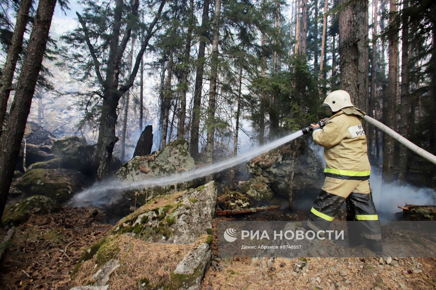 Пожар в Гоначхирском ущелье в Карачаево-Черкесии