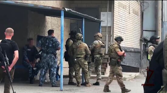 Спецназ провел операцию по освобождению заложников в ИК-19 в Волгоградской области