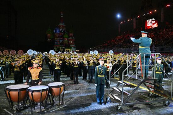 Международный военно-музыкальный фестиваль "Спасская башня"