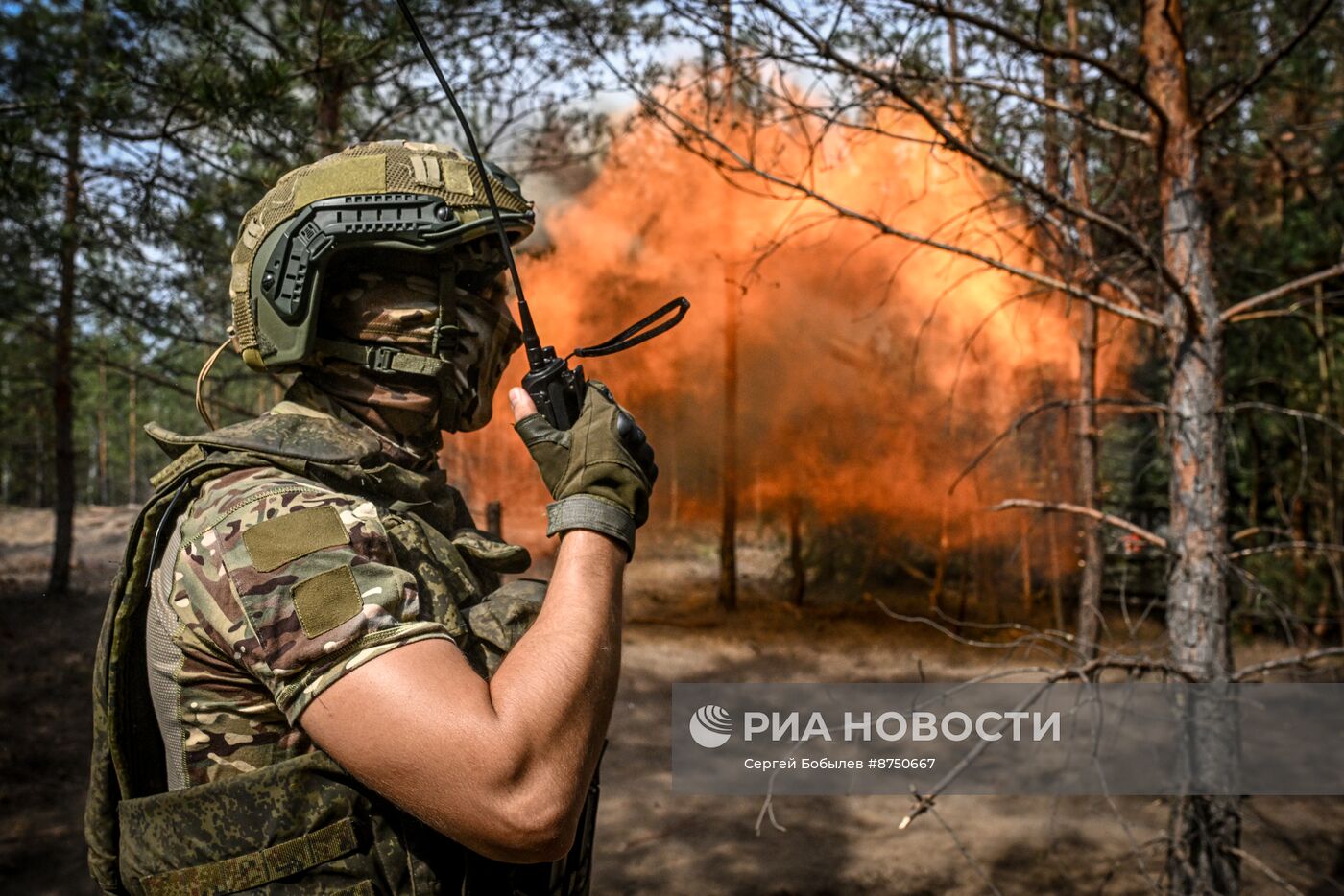 Работа артиллерийского расчета "Мста-С" группировки войск "Запад"