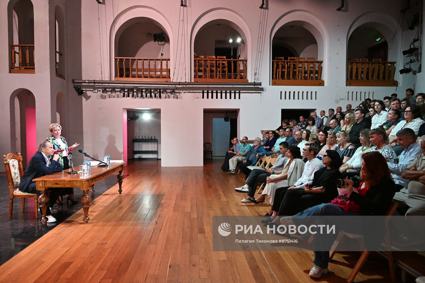 Сбор труппы театра "Школа драматического искусства"