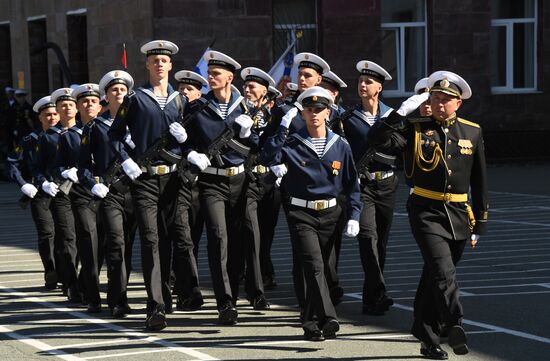 Принятие присяги в Тихоокеанском военно-морском училище