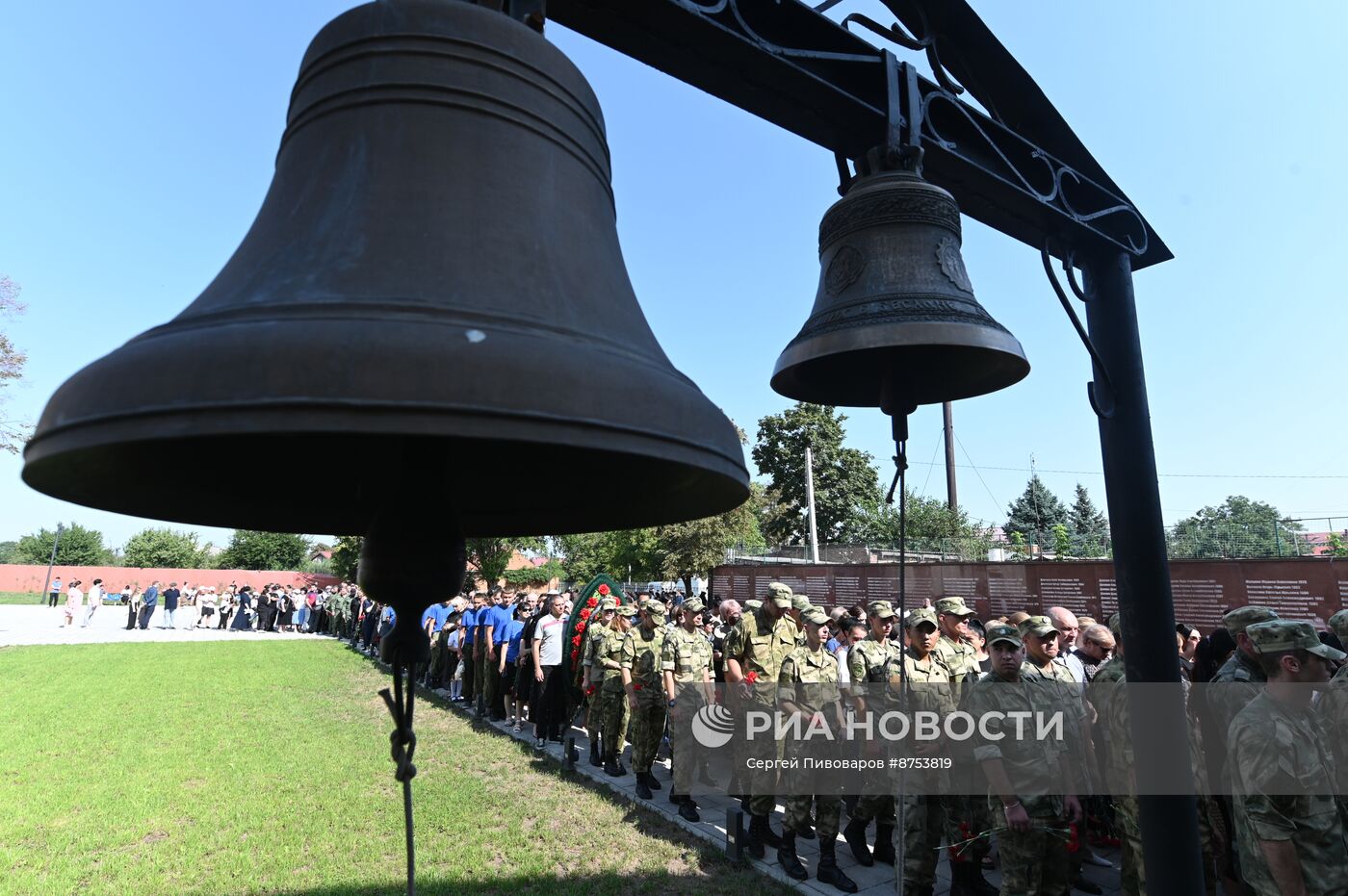 Годовщина трагедии в школе № 1 Беслана