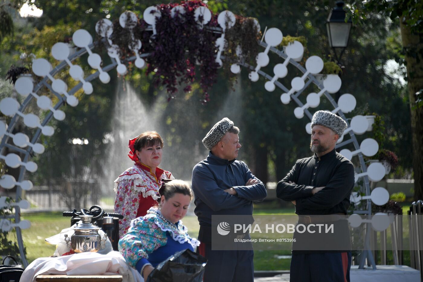 Празднование дня российского казачества