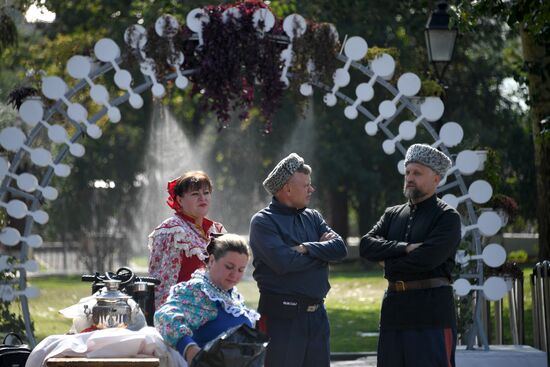 Празднование дня российского казачества 