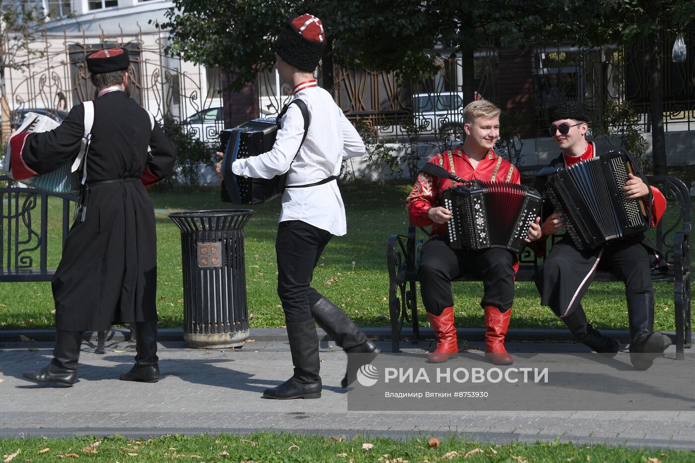 Празднование дня российского казачества