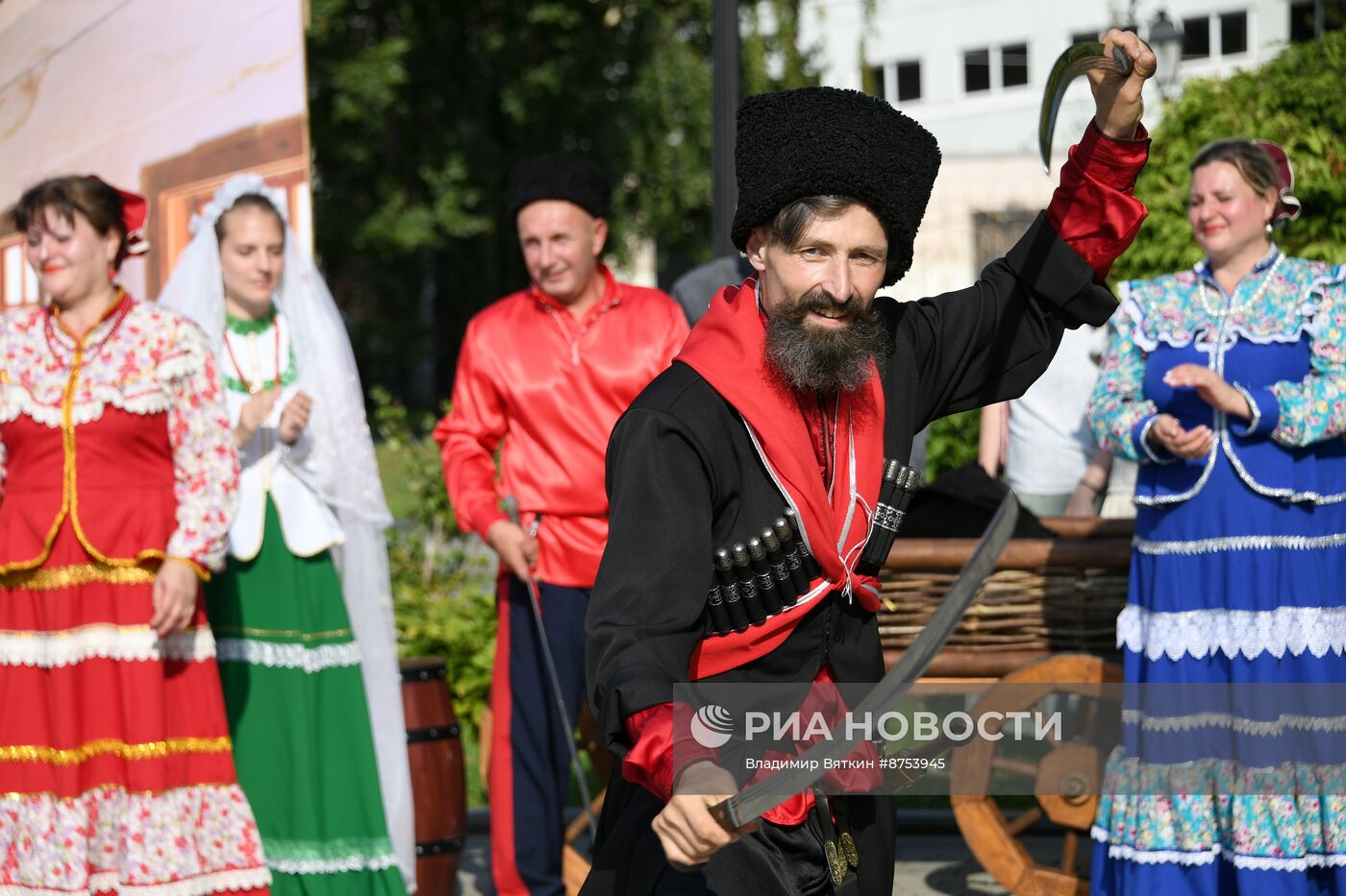 Празднование дня российского казачества