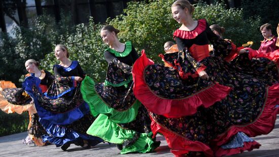 Празднование дня российского казачества 