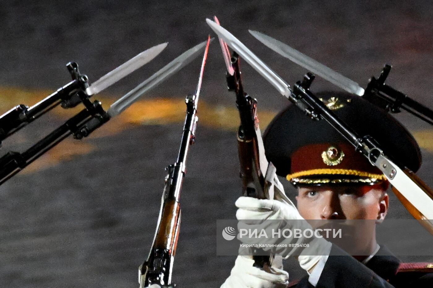 Закрытие военно-музыкального фестиваля "Спасская башня"