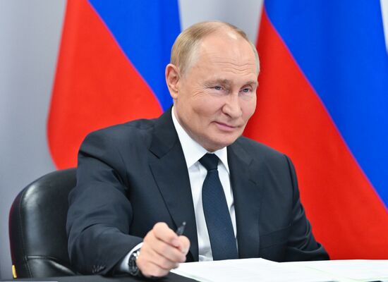 Рабочая поездка президента Владимира Путина в Тыву