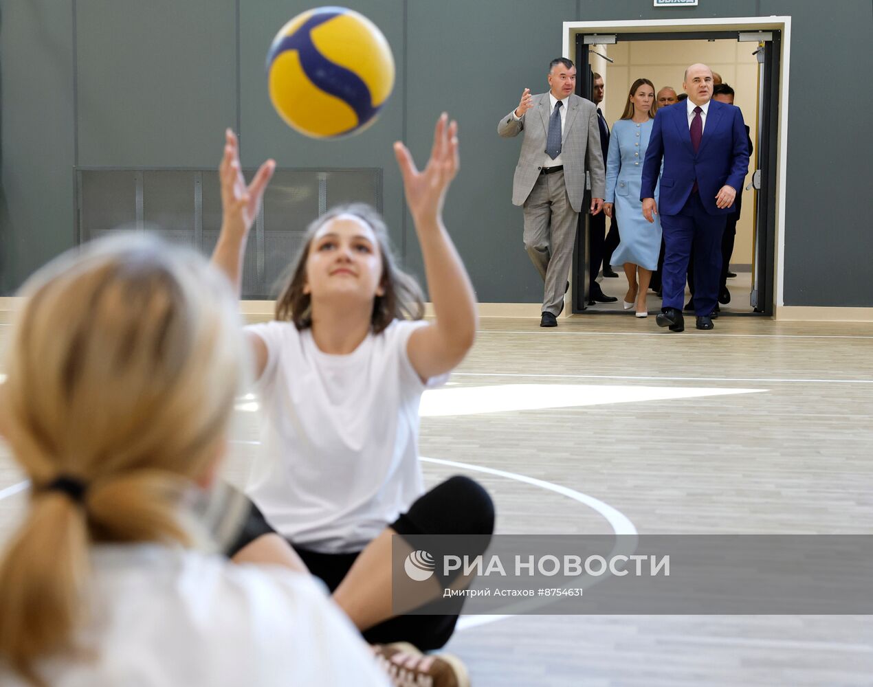 Премьер-министр Михаил Мишустин посетил инженерно-технический лицей "Авиатика"