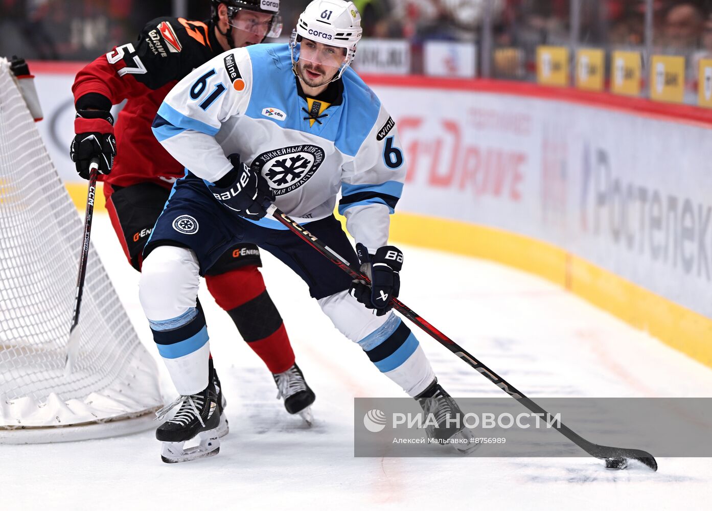 Хоккей. КХЛ. Матч "Авангард" - "Сибирь"