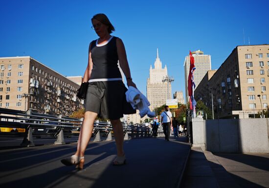 Праздничное украшение Москвы в честь Дня города