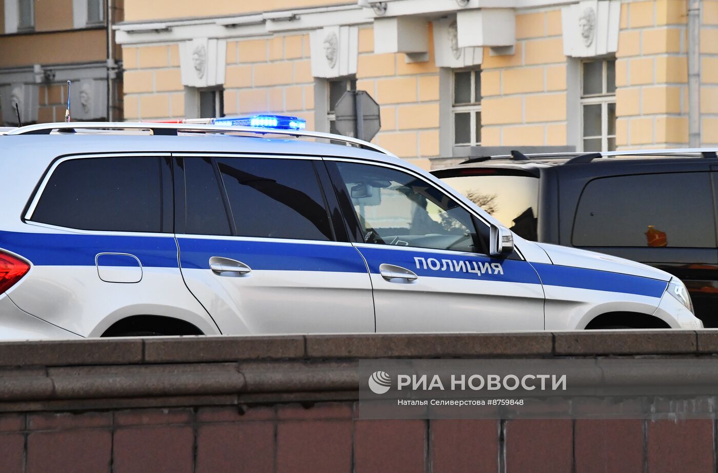 Автомобиль МВД России