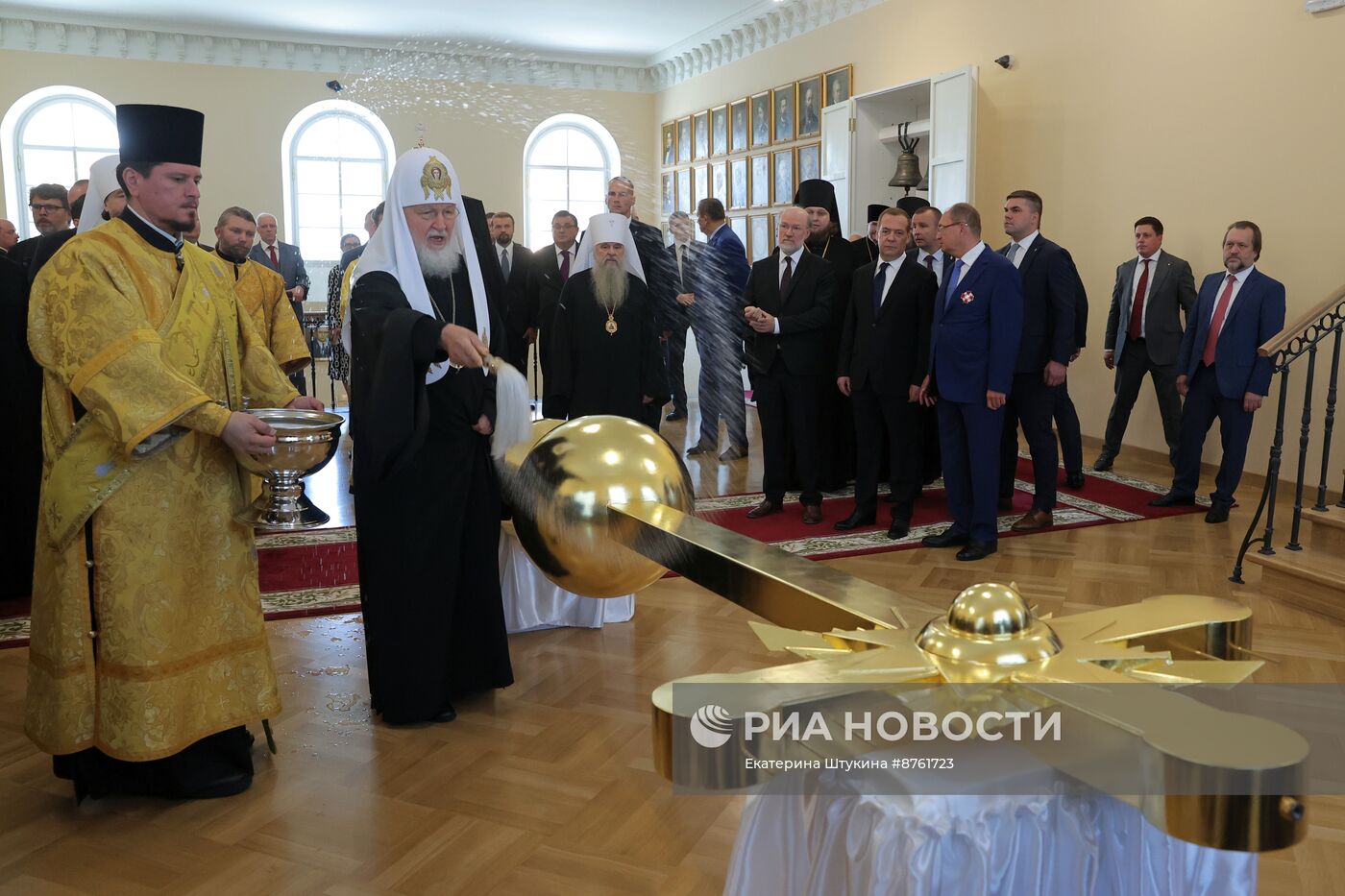 Рабочая поездка зампреда Совбеза РФ Д. Медведева в Санкт-Петербург