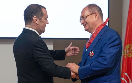 Рабочая поездка зампреда Совбеза РФ Д. Медведева в Санкт-Петербург