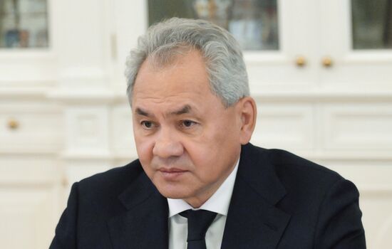 Двусторонние встречи с главами делегаций
Встреча с Али Аль Шамси, генеральным секретарем Высшего совета национальной безопасности ОАЭ
Сергей Шойгу, секретарь Совета безопасности РФ Место: Россия, Санкт-Петербург. Автор: Алексей Даничев. Встреча Высоких представителей государств БРИКС и БРИКС плюс, курирующих вопросы безопасности