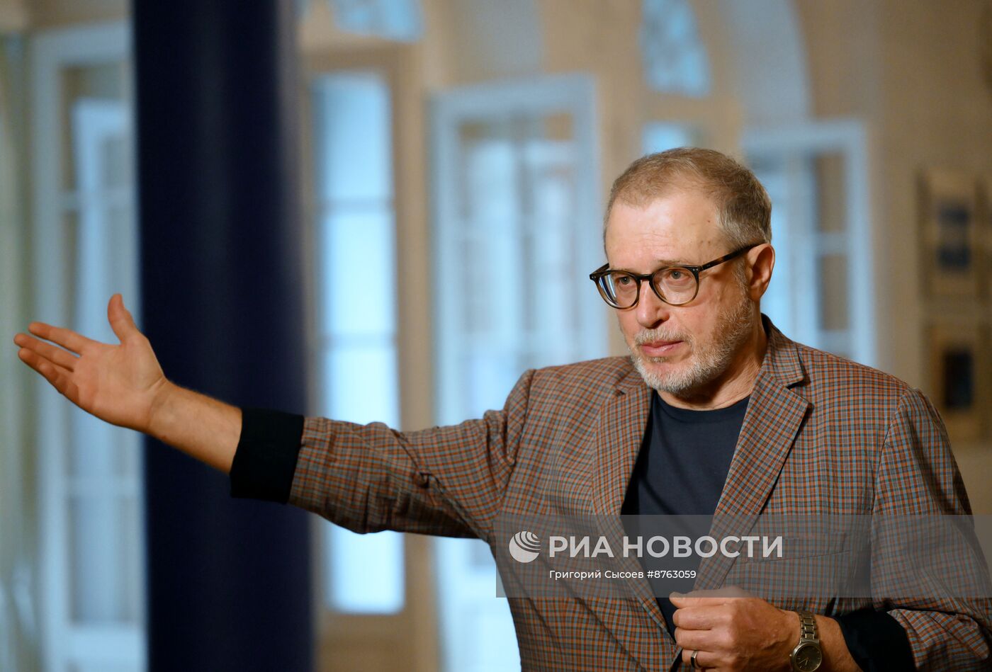 Сбор труппы театра им. К.С. Станиславского и Вл.И. Немировича-Данченко