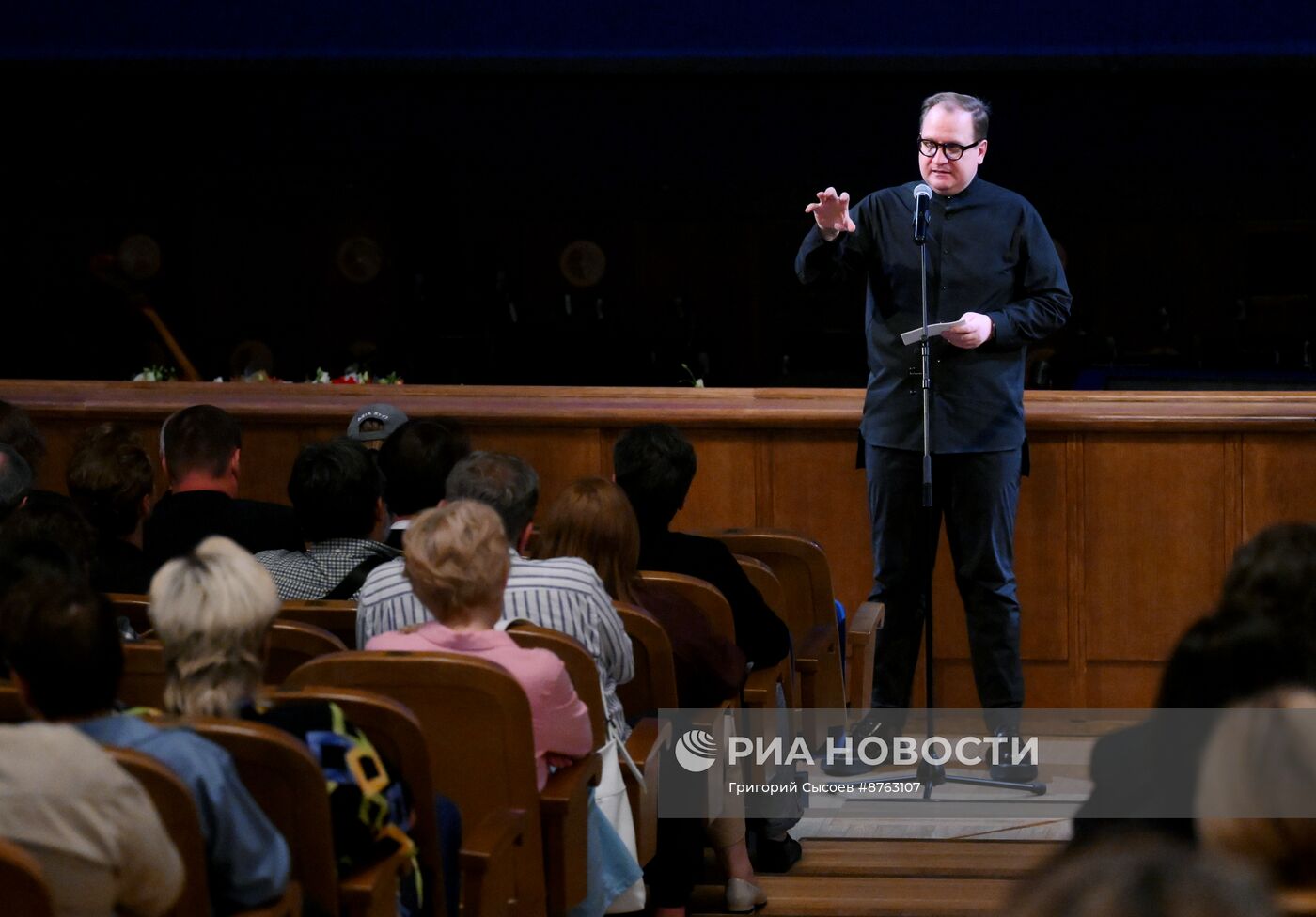 Сбор труппы театра им. К.С. Станиславского и Вл.И. Немировича-Данченко