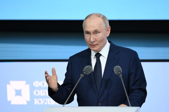 Рабочая поездка президента Владимира Путина в Санкт-Петербург