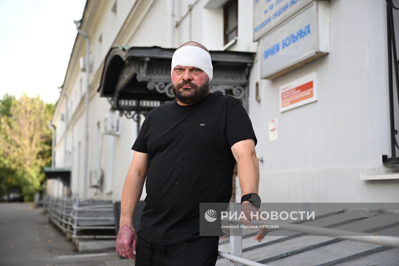 Военкора Е. Поддубного выписали из больницы после ранения