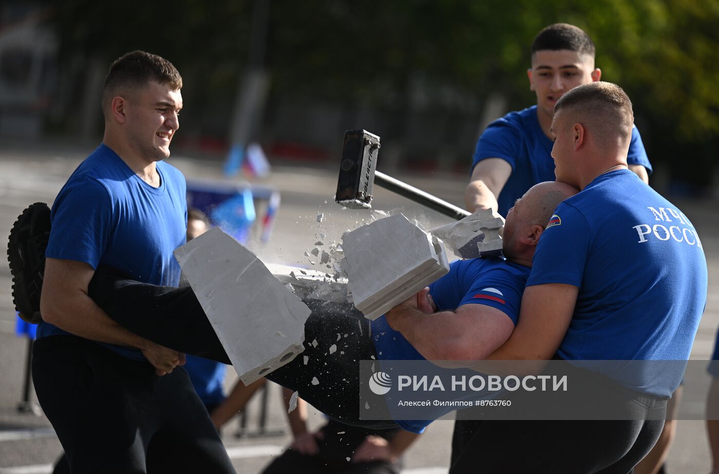 Принятие присяги курсантами и студентами Академии Государственной противопожарной службы МЧС России