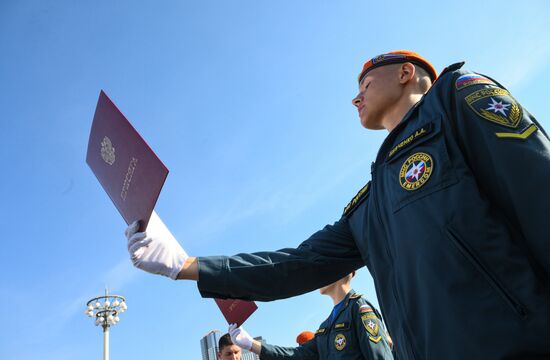 Принятие присяги курсантами и студентами Академии Государственной противопожарной службы МЧС России