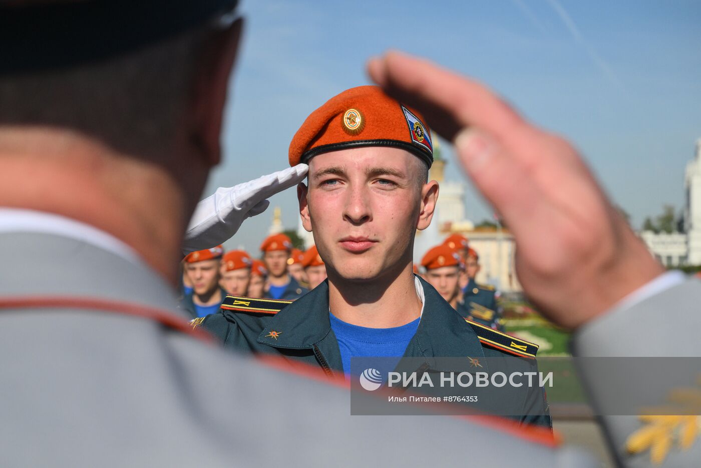 Принятие присяги курсантами и студентами Академии Государственной противопожарной службы МЧС России