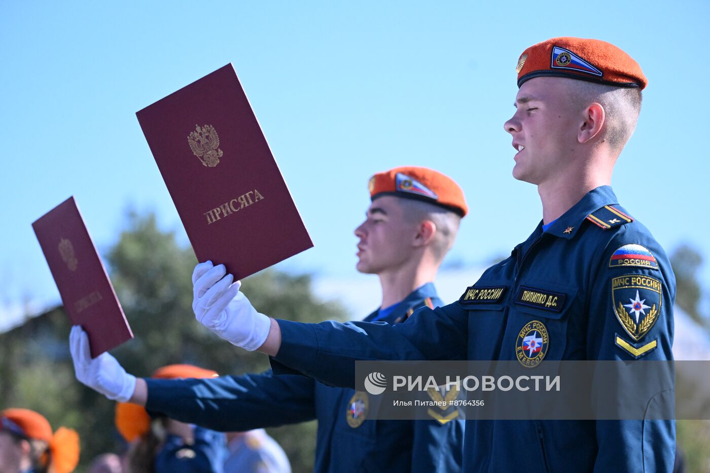 Принятие присяги курсантами и студентами Академии Государственной противопожарной службы МЧС России