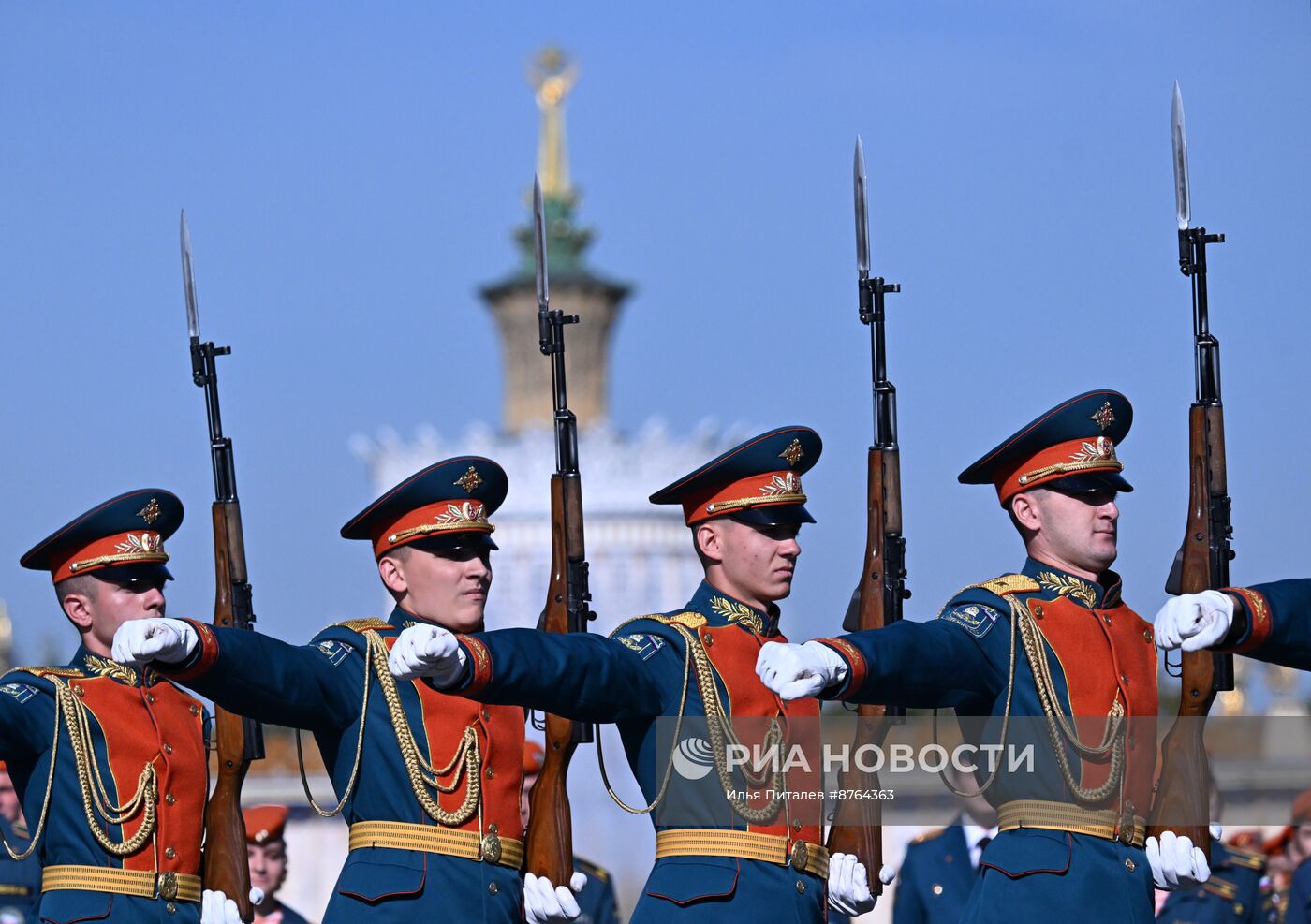 Принятие присяги курсантами и студентами Академии Государственной противопожарной службы МЧС России