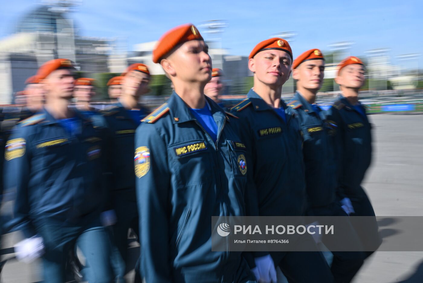 Принятие присяги курсантами и студентами Академии Государственной противопожарной службы МЧС России