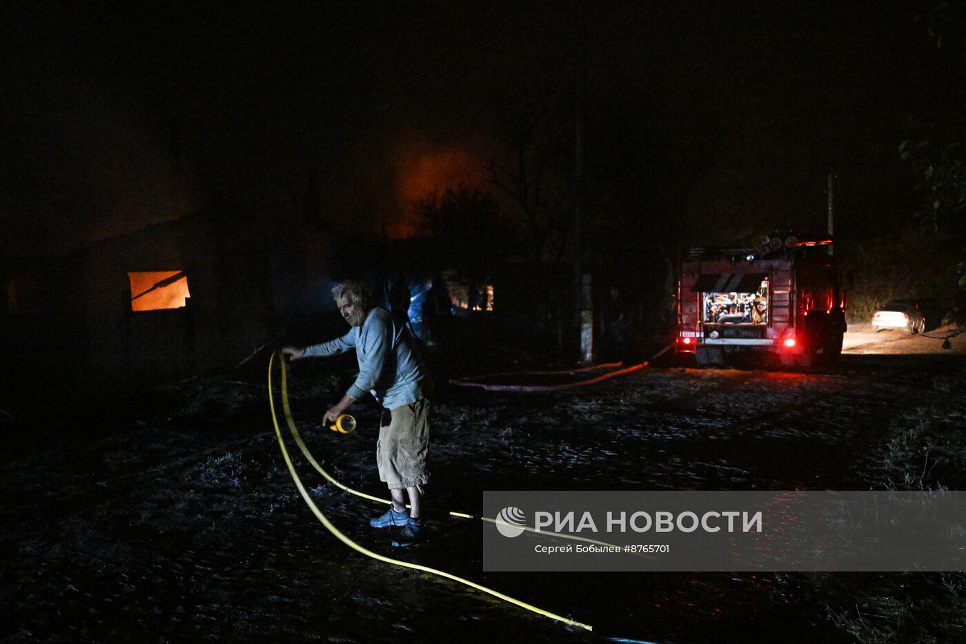 Масштабный пожар охватил несколько сел в ЛНР