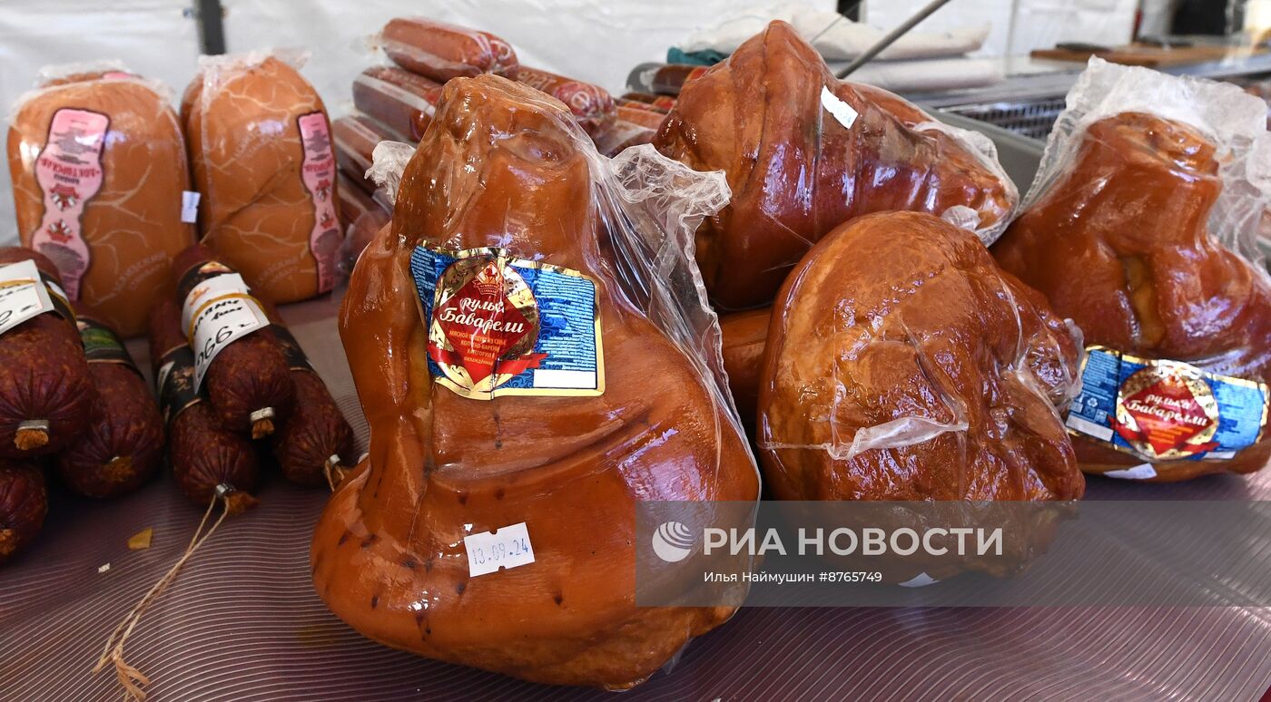 Продовольственная ярмарка в Красноярске