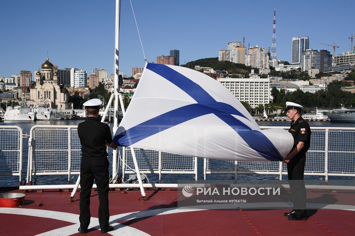 Показное учение в заливе Петра Великого в рамках СКШУ "Океан-2024"