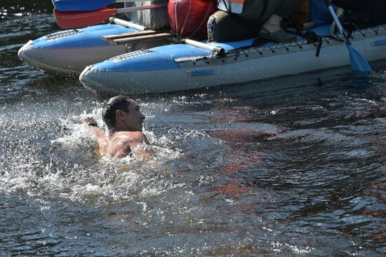 Туристический сплав по реке в Карелии