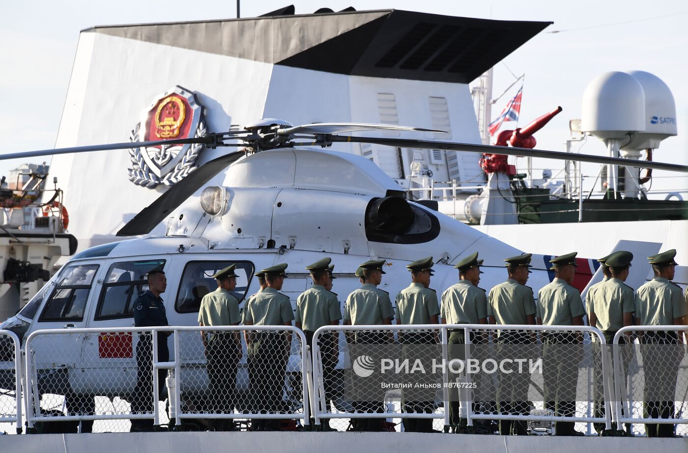 Церемония встречи кораблей Береговой охраны Китая во Владивостоке