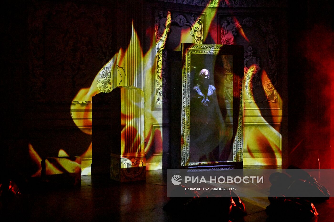 Спектакль "Разбойники" в театре Гоголя