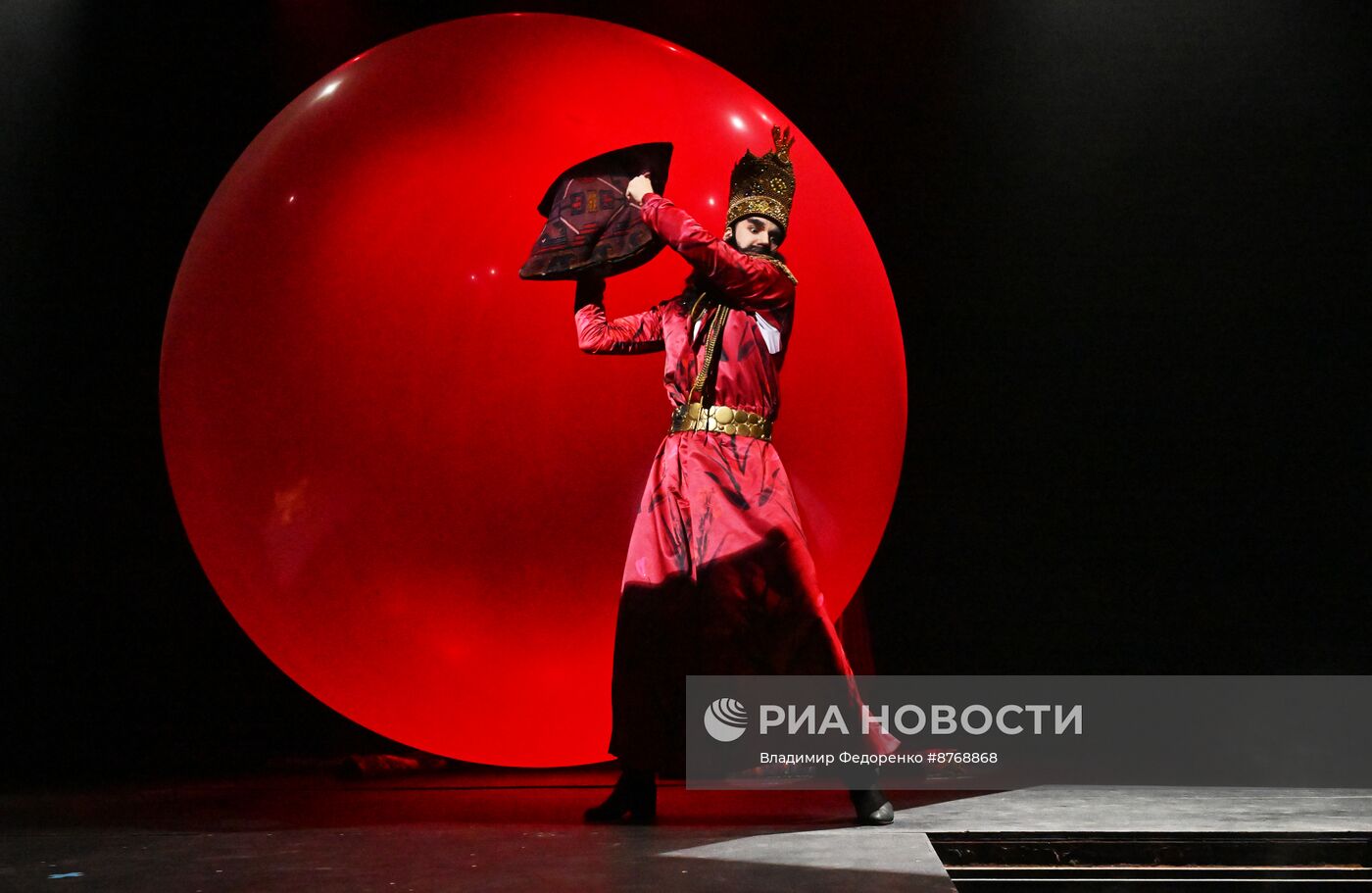 Спектакль "Багдадский вор и чёрная магия" в театре им. Маяковского