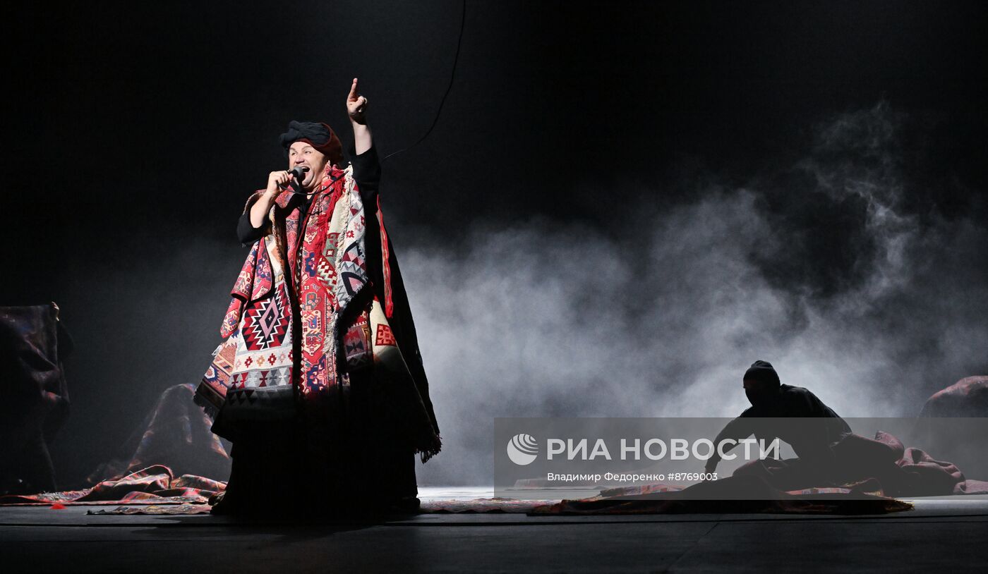 Спектакль "Багдадский вор и чёрная магия" в театре им. Маяковского