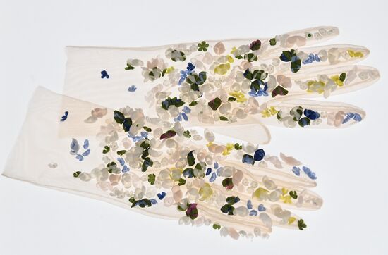 Выставка "Прогулка по саду. 10-летие модного Дома EDEM Couture"