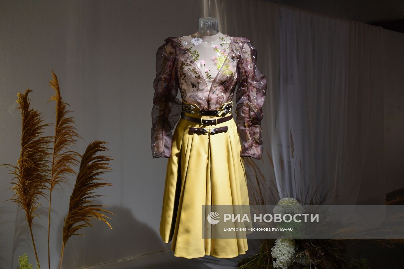 Выставка "Прогулка по саду. 10-летие модного Дома EDEM Couture"