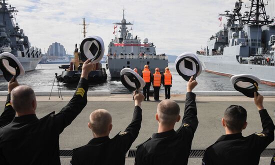 Проводы российско-китайского отряда кораблей на учение "Бэйбу/Взаимодействие - 2024"