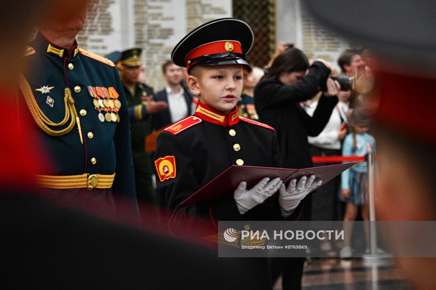 Церемония посвящения в суворовцы